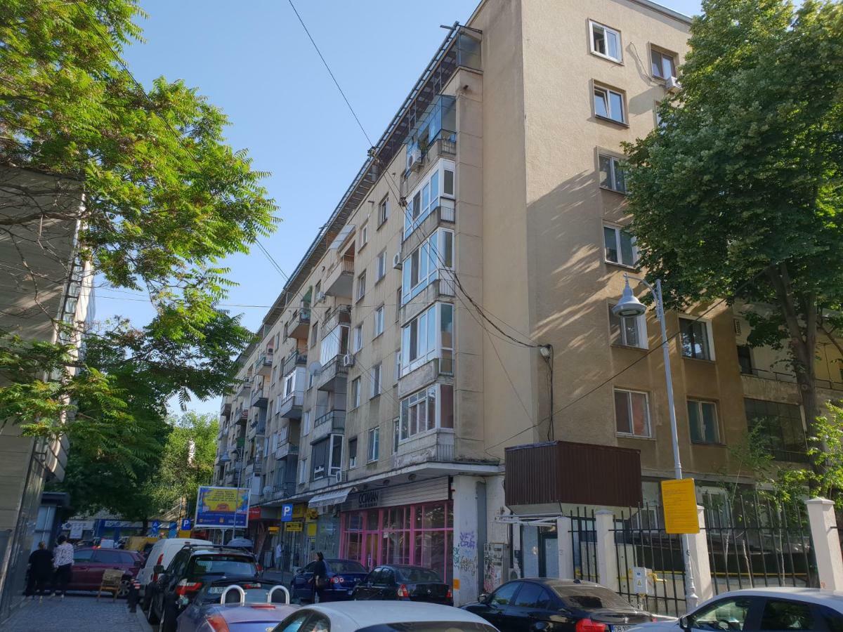 Central Luxury Flat With Terrace - Adela Accommodation - Ideal For Long Stays Bucareste Exterior foto