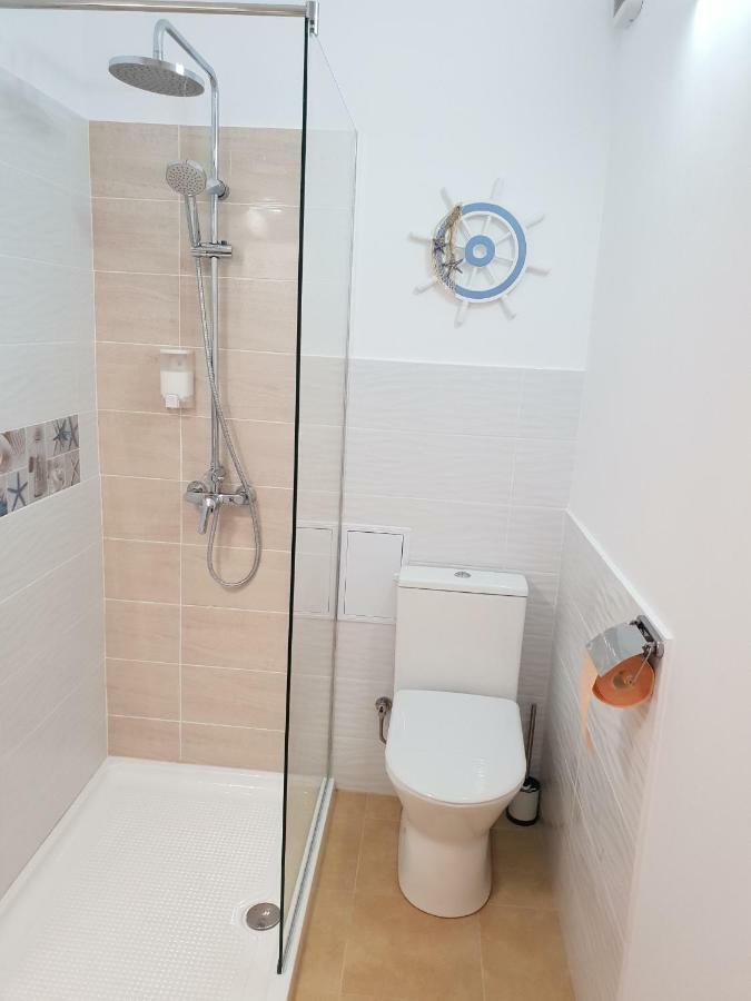 Central Luxury Flat With Terrace - Adela Accommodation - Ideal For Long Stays Bucareste Exterior foto