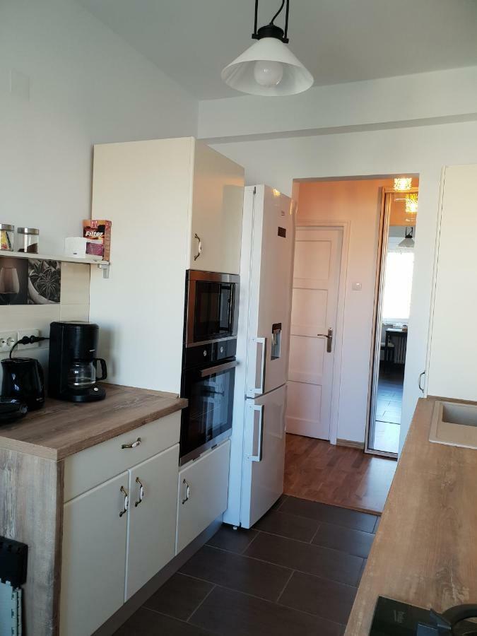 Central Luxury Flat With Terrace - Adela Accommodation - Ideal For Long Stays Bucareste Exterior foto